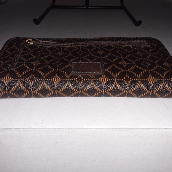 Fossil Ziparound Accordion Wallet - EUC - Picture 4 of 6